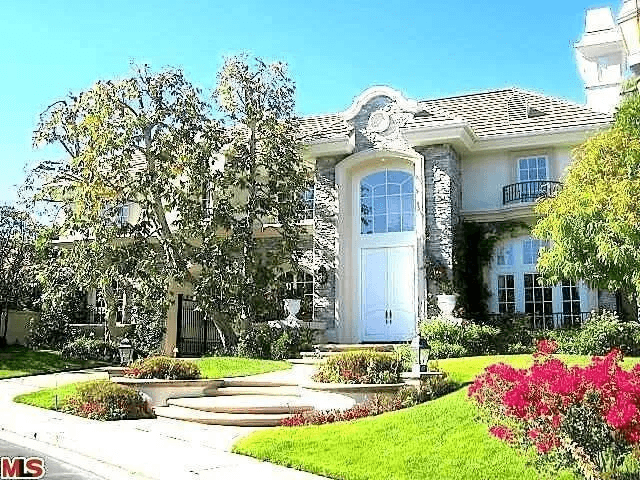 Chris Tucker Mulholland Park home sale graphic