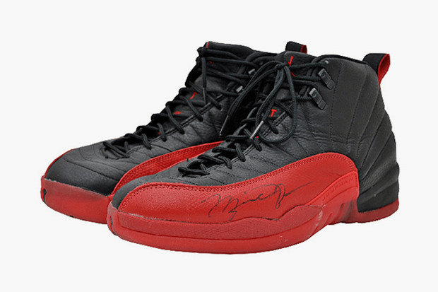 Air Jordan 12 Flu Game image